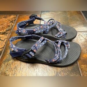 Women’s Chaco Wind Blue ZX/2 Classic‎ Sandals with Adjustable Strap Size 7